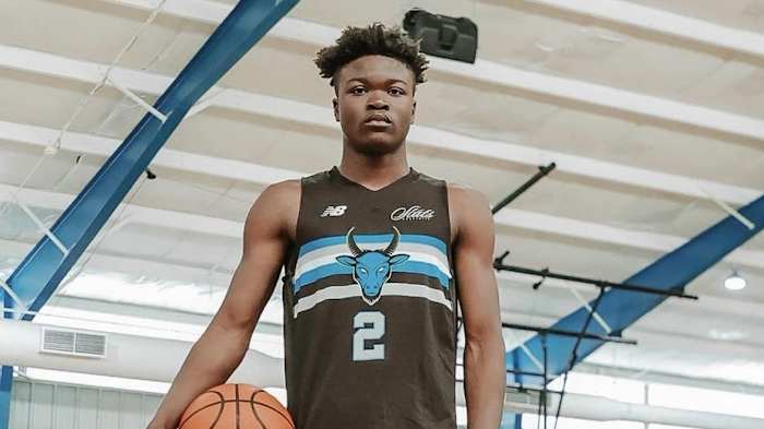 Four-star forward Rakease Passmore has picked up a scholarship offer from the Virginia men's basketball program.